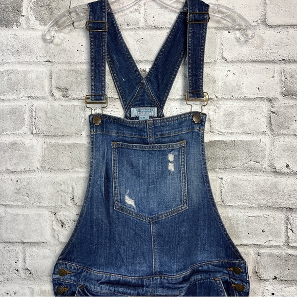 Guess Distressed Denim Straight Leg Jean Overalls - Picture 2 of 12
